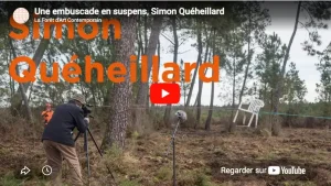 une ambuscade en suspens vide